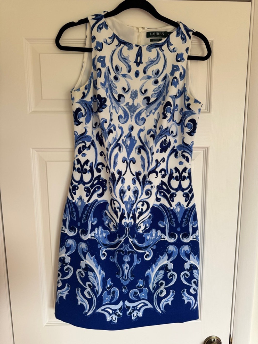 Lauren Ralph Lauren Blue and White Printed Sleeveless Sheath Dress